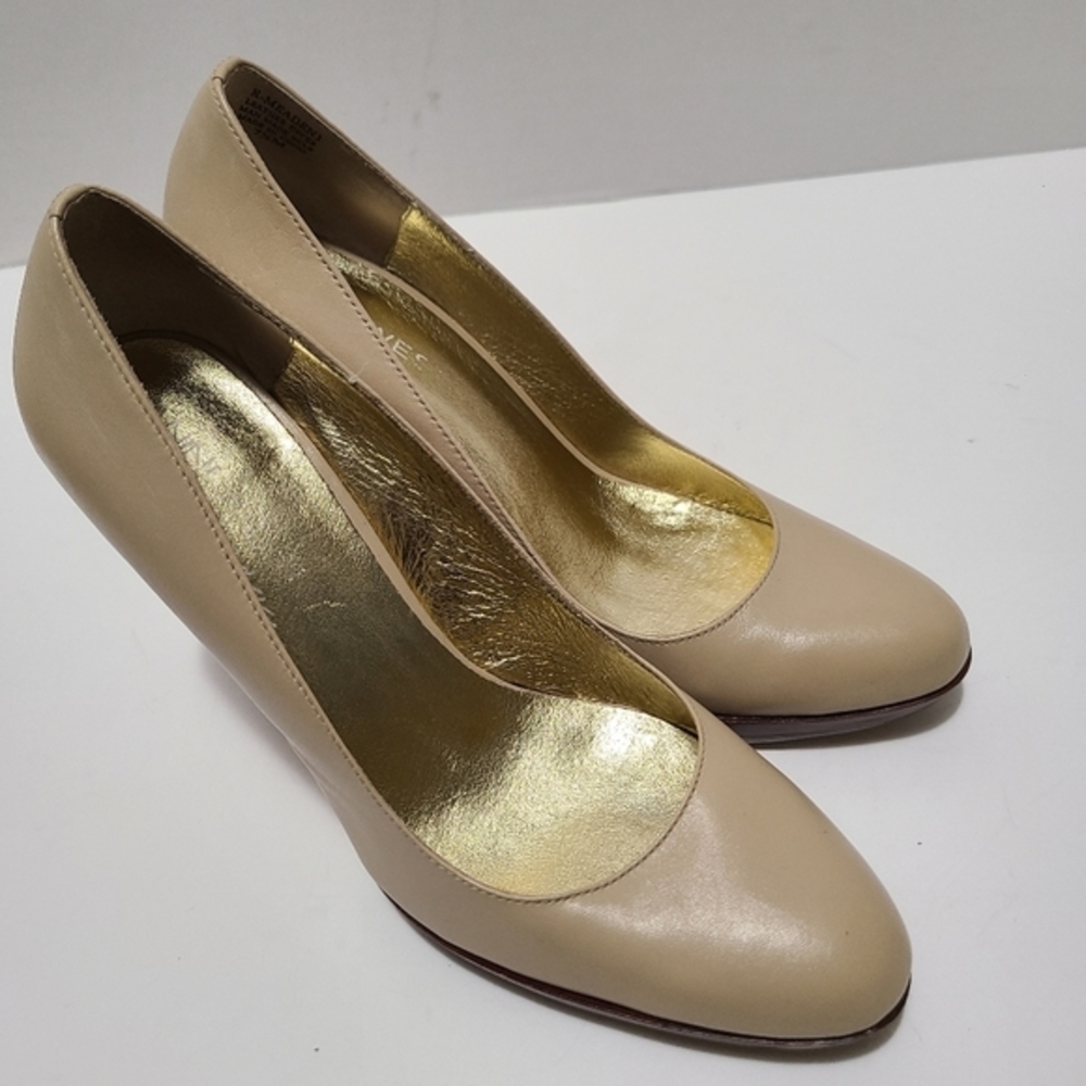 Nine West Tan Leather‎ Pumps